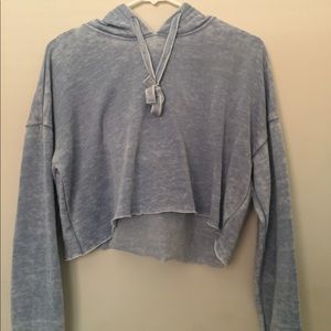 FOREVER 21 CROPPED SWEATSHIRT